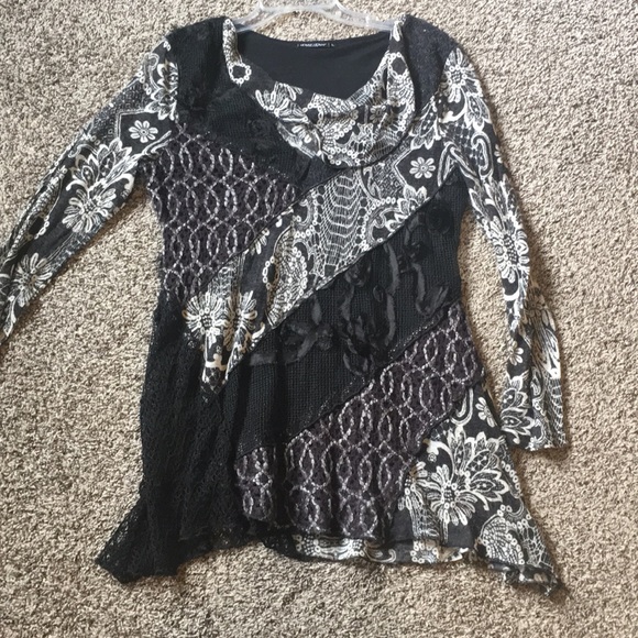 dor dor couture Sweaters - Gorgeous dor dor couture light sweater, large